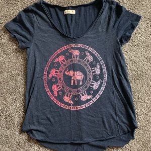 HOLLISTER Medium T-Shirt.